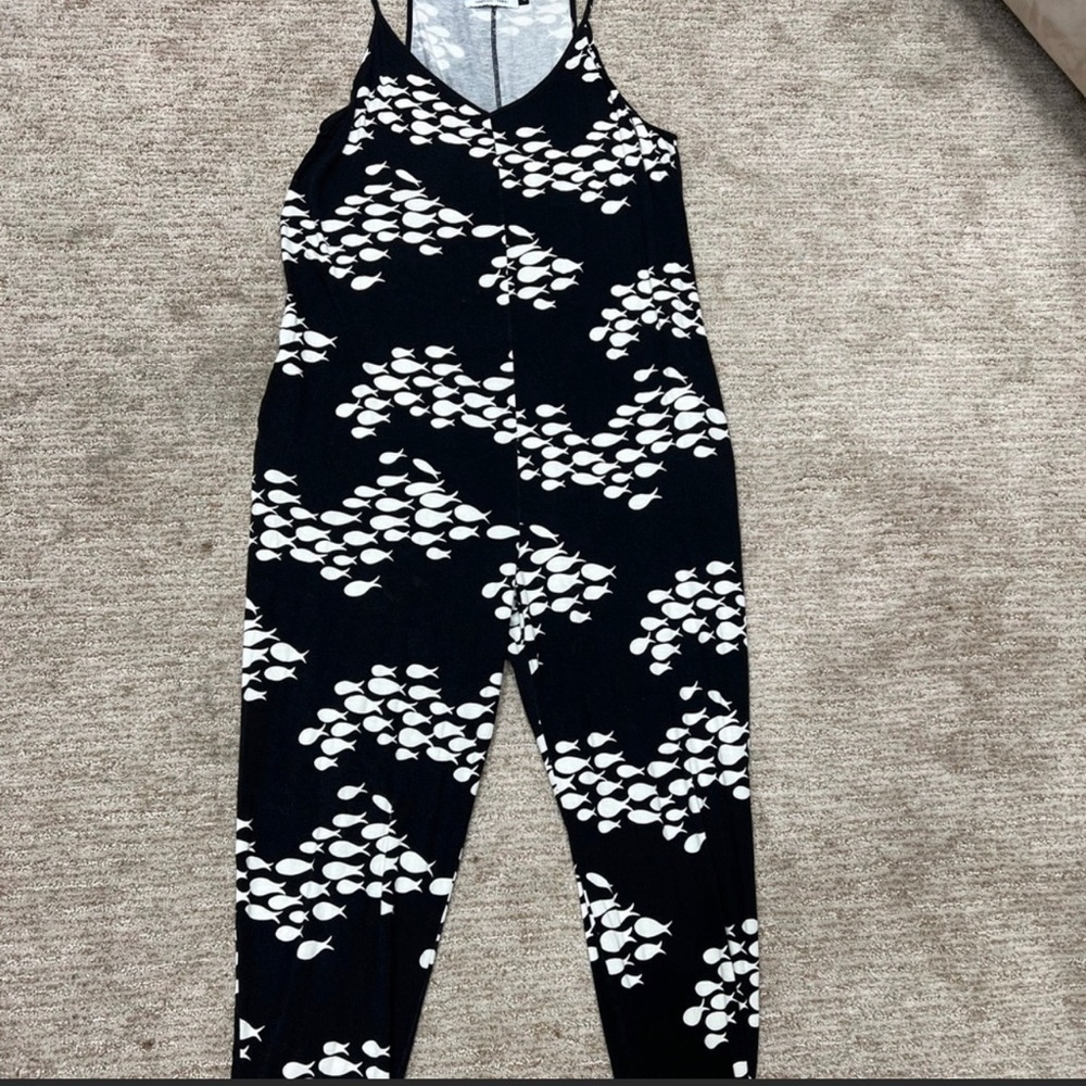 ISO Jumper, size xs or xxs